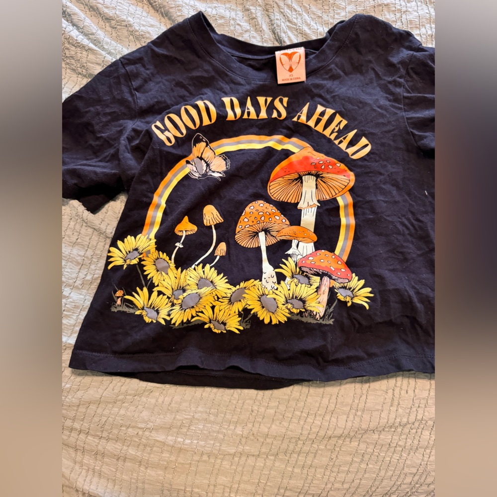 Xs crop top
